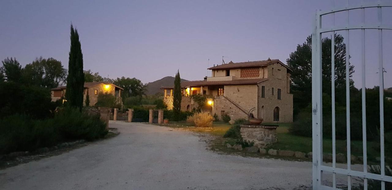 منزل الضيف فولتيرا  في Borgo Da Vinci المظهر الخارجي الصورة